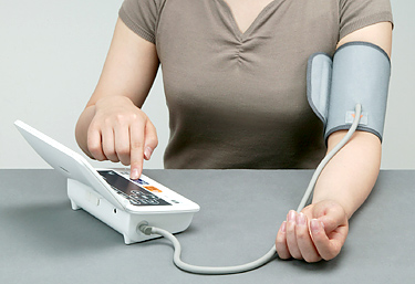 オムロンデジタル自動血圧計　HEM-5001